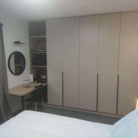 Iqoqo Hotels - Luxury Suites 이오아니아 외부 사진